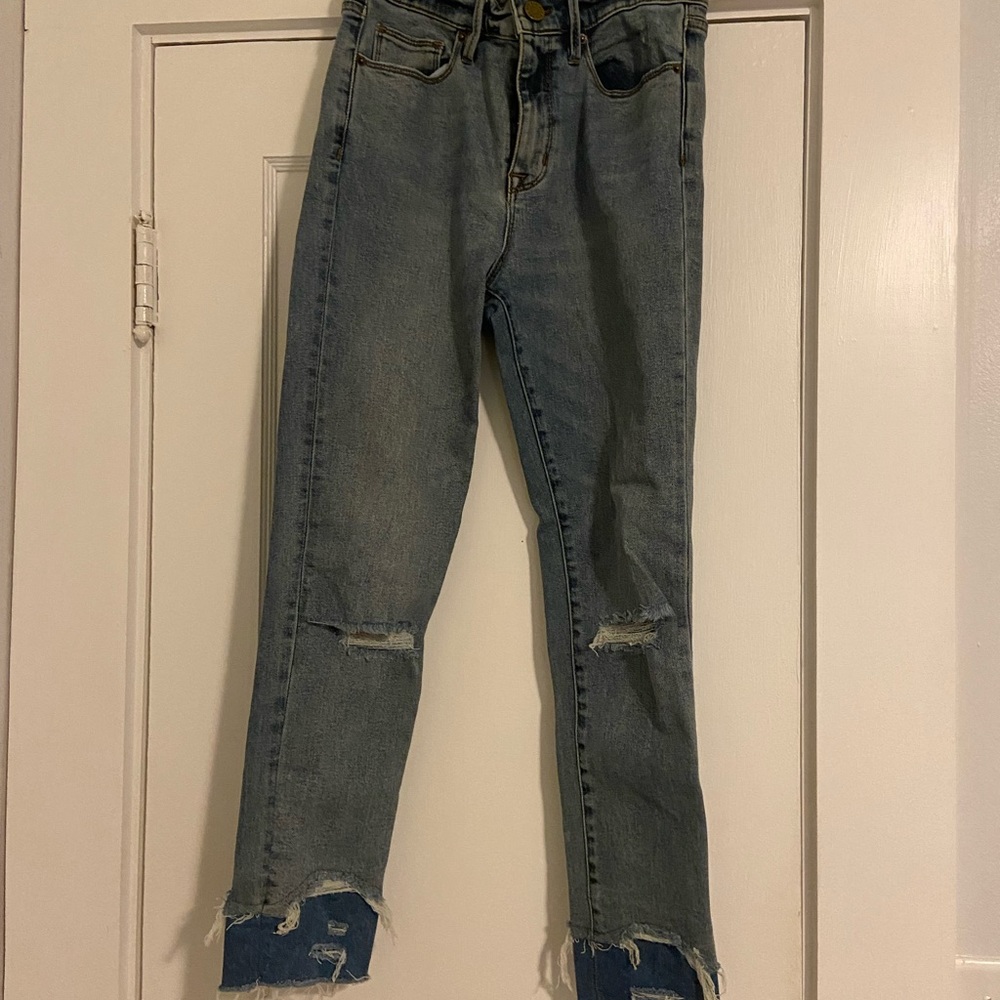 BDG Twig High Rise Ripped Medium Wash